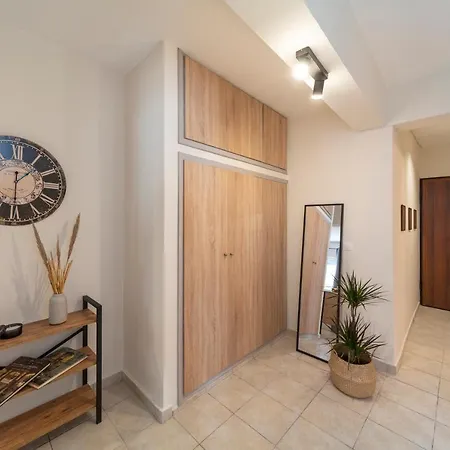 Apartment Ariadni 1